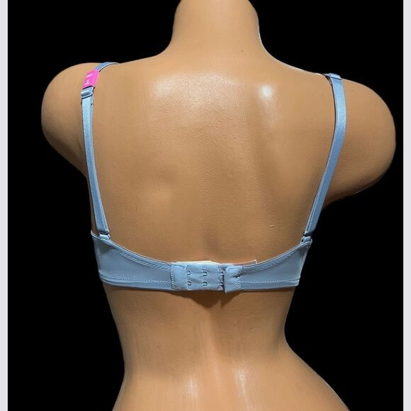 Victoria’s Secret Pink wear everywhere Push Up Padded Bra light gray - Picture 4 of 4